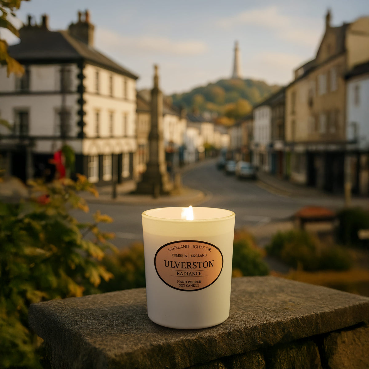 Lakeland Lights Company Ulverston - Fruity, Coconut & Vanilla Soy Candle